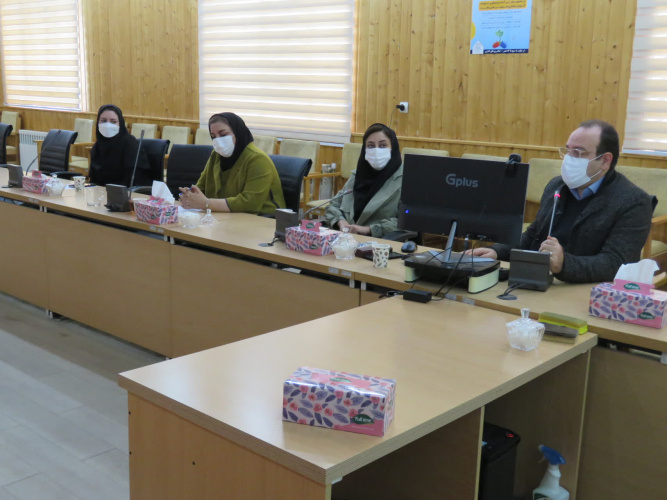 جلسه بررسی نحوه ثبت و گزارش عوارض ناخواسته دارویی